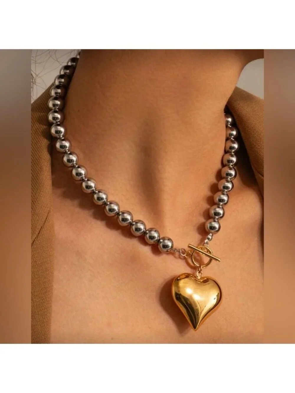Silver and Gold Heart necklace Q382